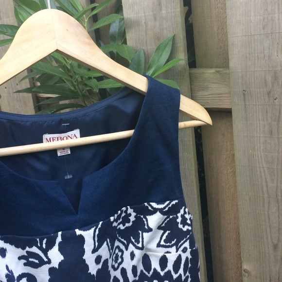 Vintage Dress - Picture 8 of 8